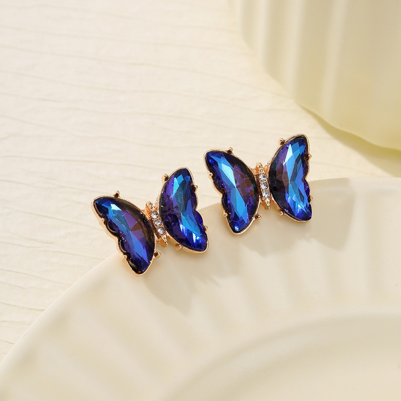 Ventas transfronterizas calientes coloridas 3 piezas de aretes collar anillo de moda europea y americana mariposa elegante collar de diamantes para mujeres image 23