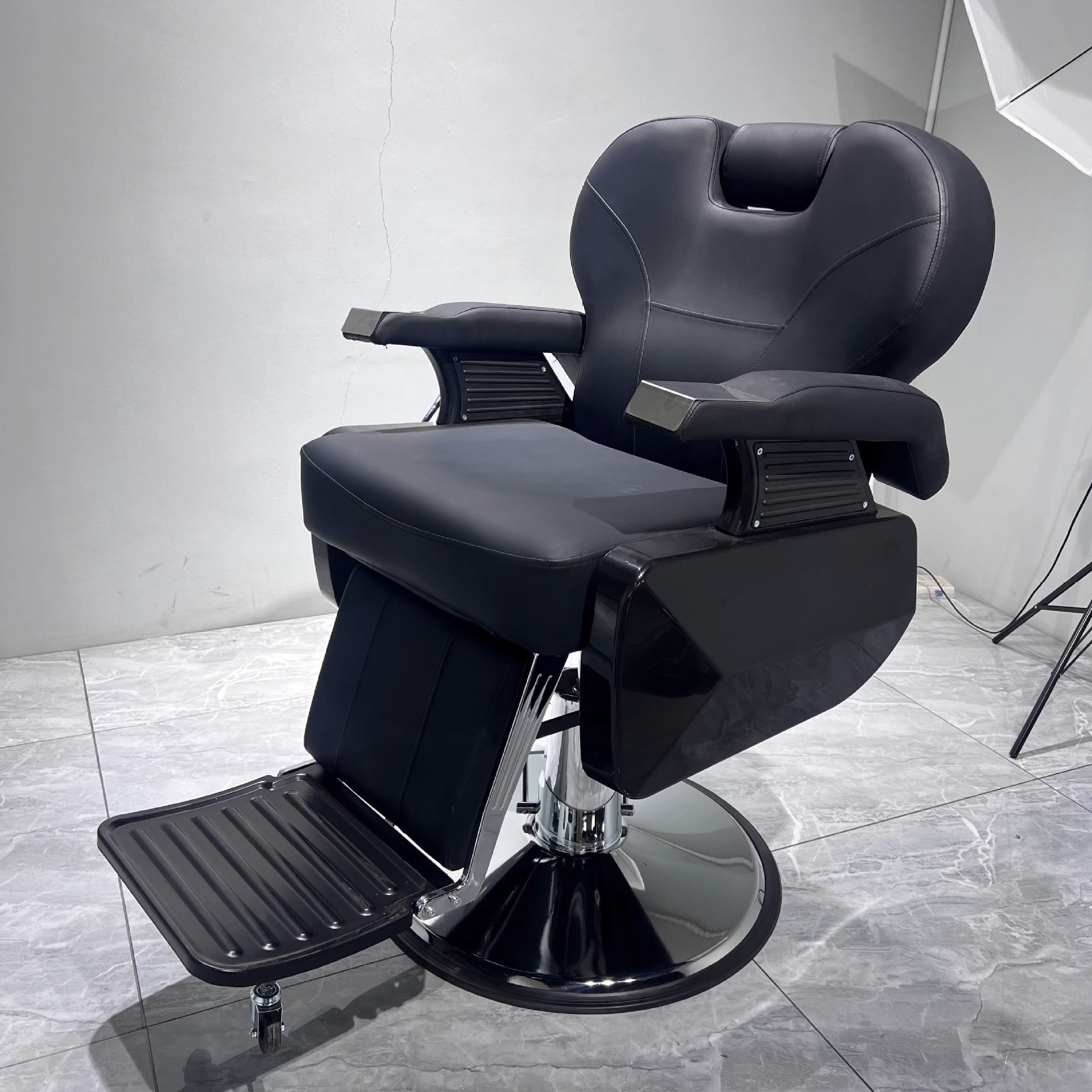 Silla de barbería transfronteriza silla de barbería especial para salón de grasa silla de barbería de afeitar reclinable silla de barbería retro