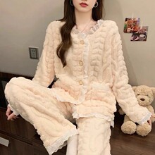 �ٽz�_����ů���bŮ����2025�¿�ӽq��˯��Ů�����⴩���ɼҾӷ�