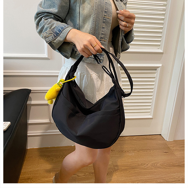 Simple solid-color canvas bag 2024 new style Japanese large-capacity single-shoulder dumpling bag, versatile for school and commuting crossbody bag undefined