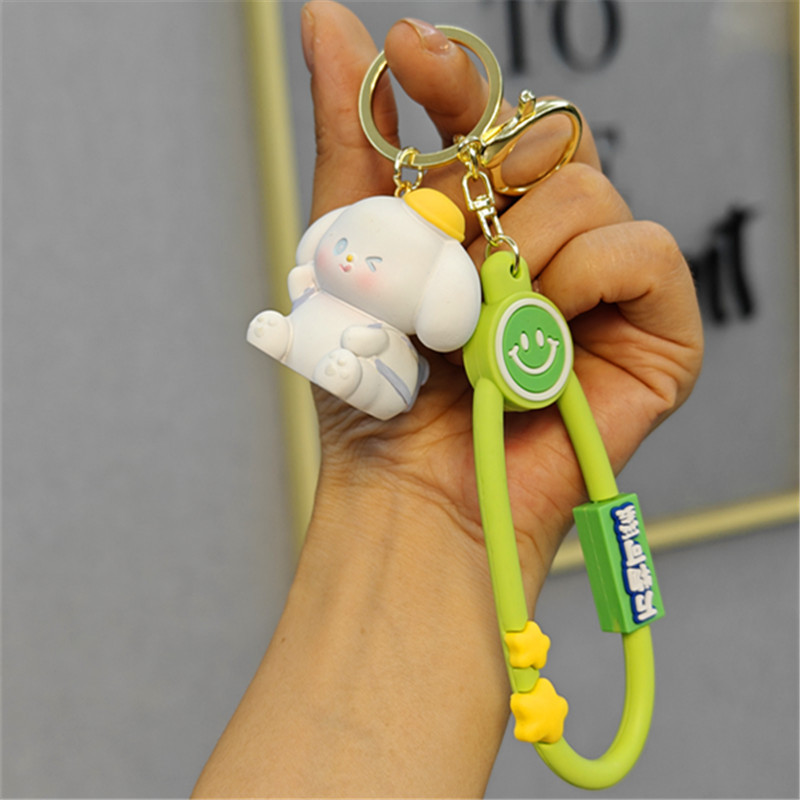 Resina de dibujos animados originales de comida oso llavero creativo encantador para mujeres llavero de automóviles exquisitos bolsos colgantes al por mayor
