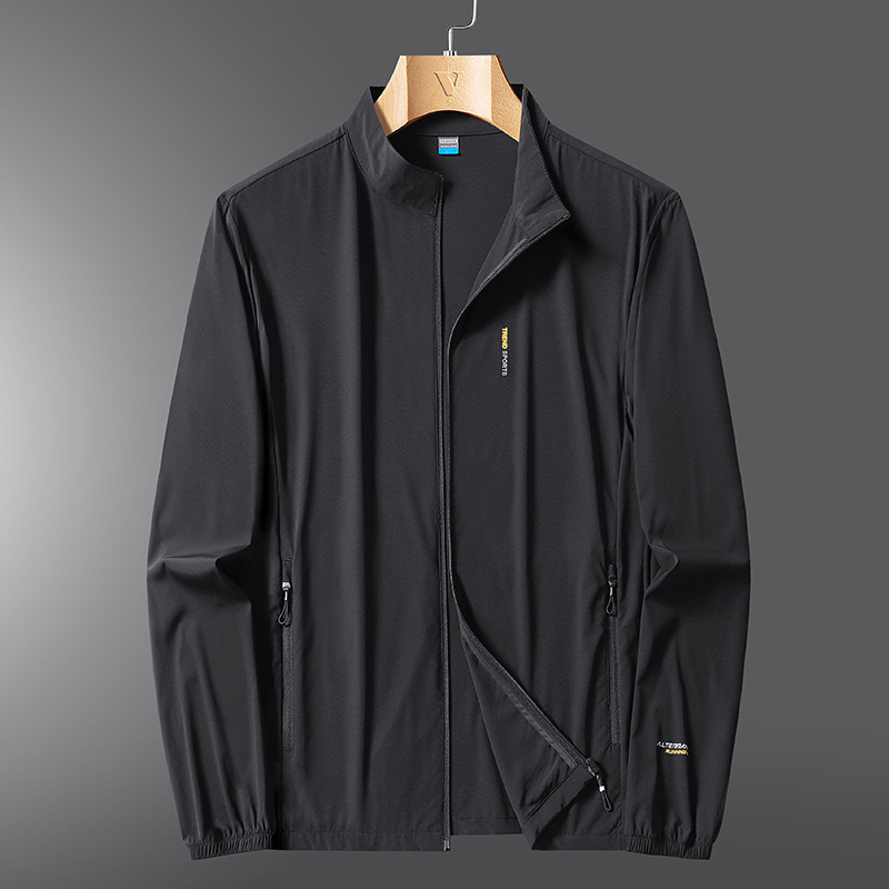 Chaqueta de hombre de alta gama, chaqueta de hombre de verano, nueva ropa casual de hombre, chaqueta simple de color sólido, chaqueta de hielo ultrafina para hombre