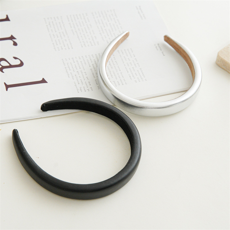 Bandeau minimaliste en cuir noir et argent, bandeau haut de gamme polyvalent français de couleur unie, bandeau haut de gamme crânien, épingle à cheveux pour lavage du visage._voghion.com