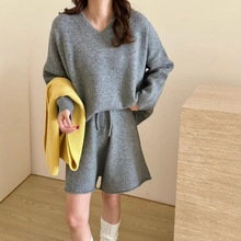 韩系穿搭针织套装女秋冬新款休闲V领套头毛衣短裤跨境女装两件套