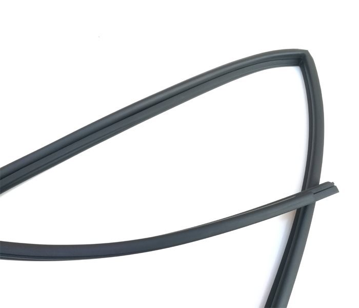 BYD S6S7F6G6 속도 샤프 창 유리 진흙 그루브 도어 가이드 레일 리프팅 고무 스트립 원래 밀봉 스트립에 적합