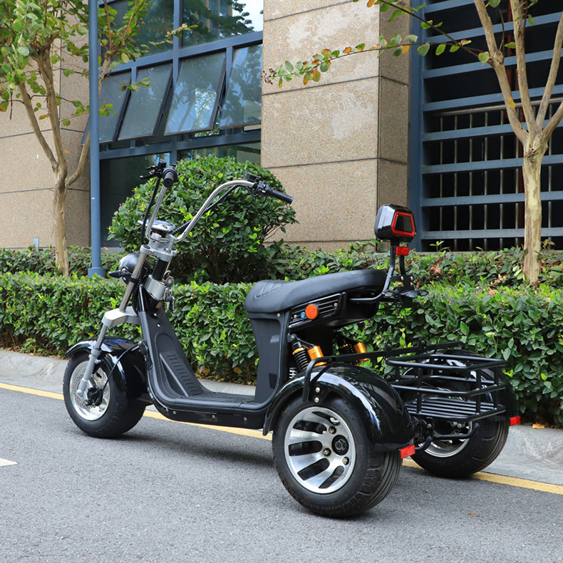 New Harley tricycle large wide tire electric car battery motorcycle scooter lithium battery scooter