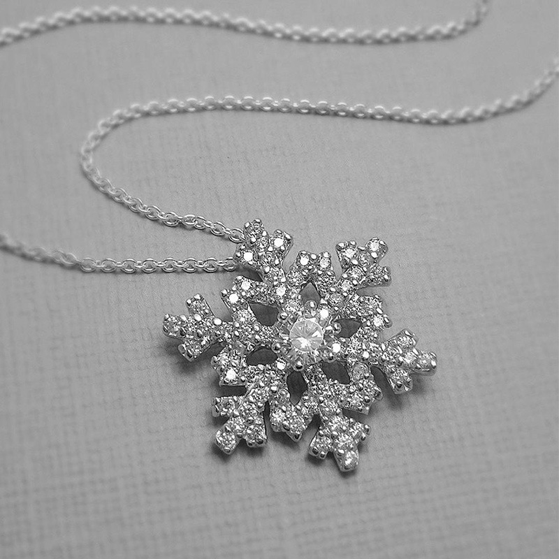 nouveau collier de Noël exquis collier pendentif flocon de neige en zircon pour femme cadeau de nouvel an pour les amis_voghion.com