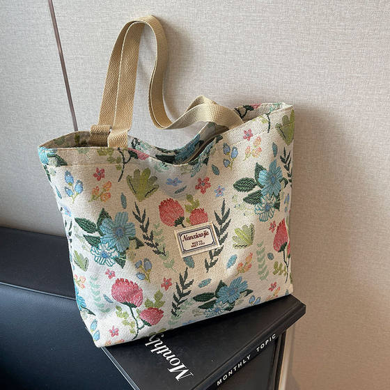 Canvas Bag Women's 2025 New Handbag Large Capacity Work Commuter Tote Bag Niche Design Sense Mummy Bag