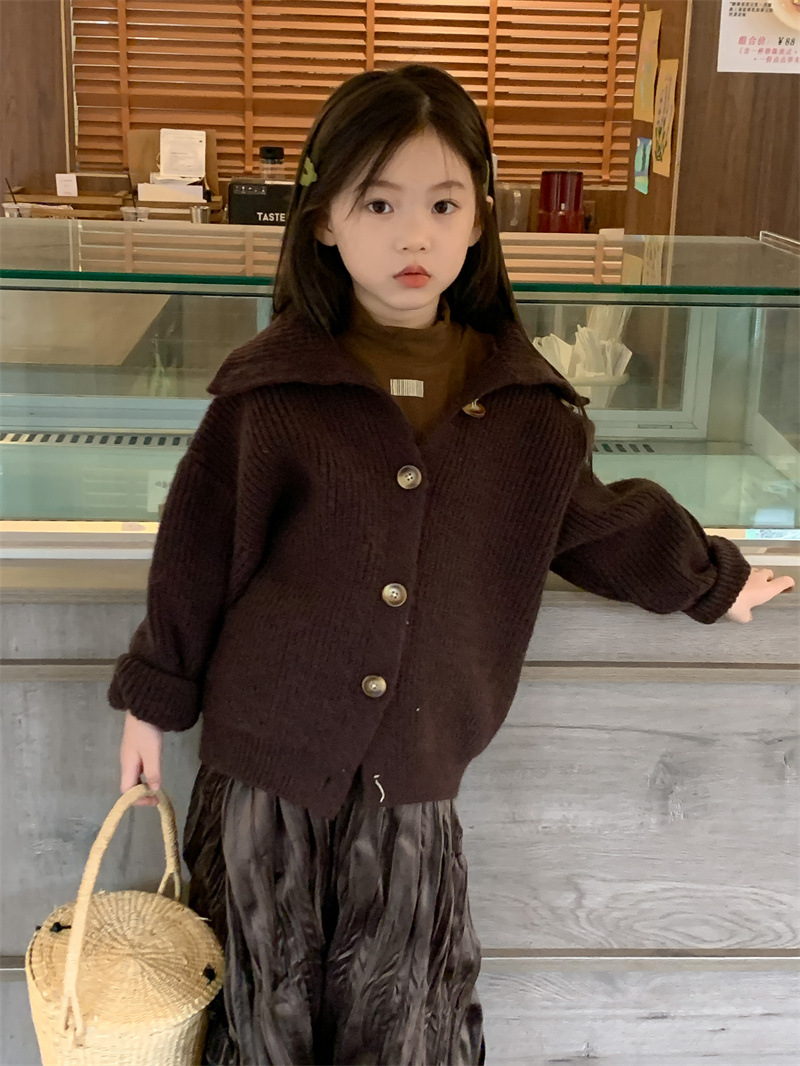 Versão coreana do suéter masculino e feminino 2023 outono/inverno novo cardigan de malha grossa infantil estiloso para bebês_voghion.com