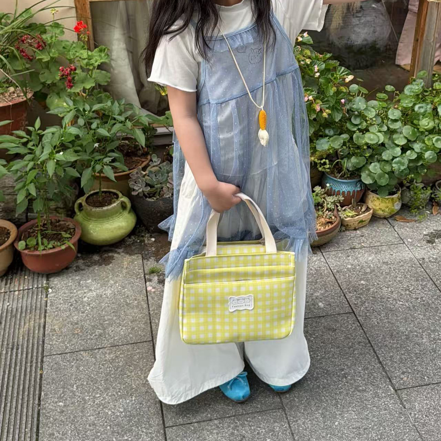 Bolsa de hombro para niños de estilo coreano, bolsa de lecciones para estudiantes primarios de gran capacidad, pequeña bolsa de almuerzo portátil fresca.
