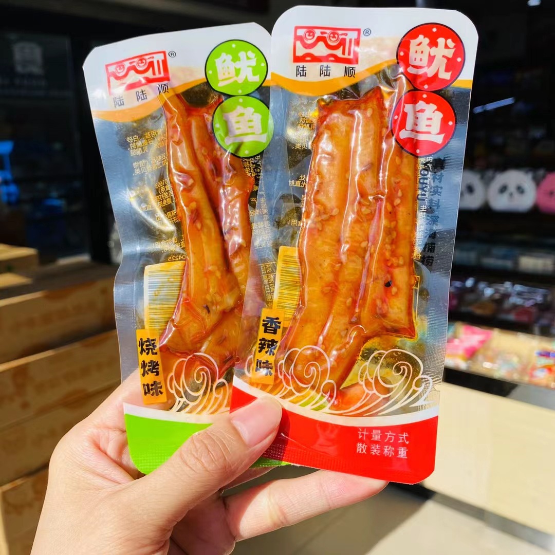 陆陆顺鱿鱼条 香辣 烧烤味 散称 一包5斤 即食零食批发