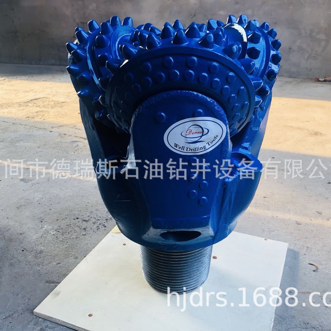 17寸半(445mm)IADC 537 硬质合金镶齿三牙轮钻头油井水井专用