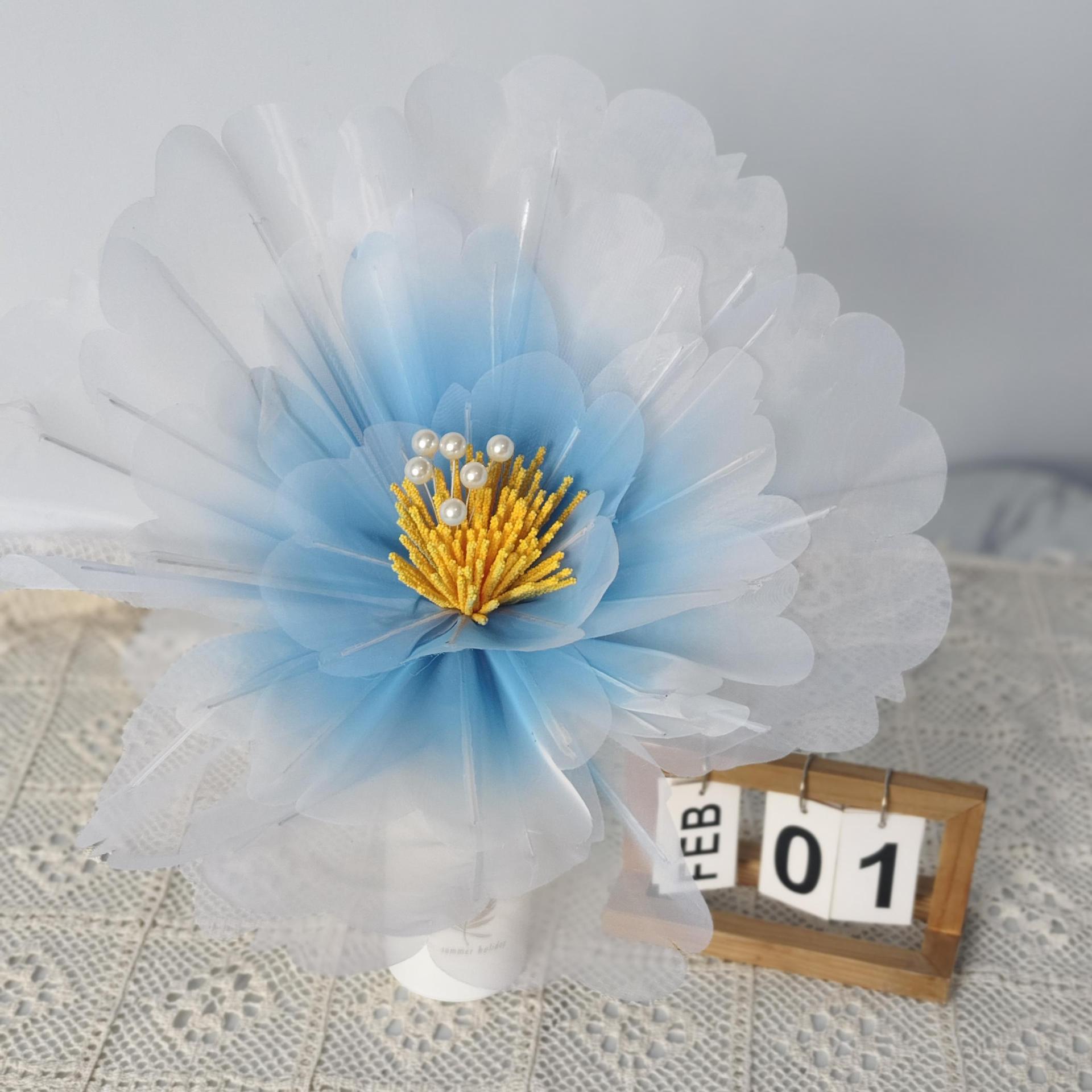 Azul