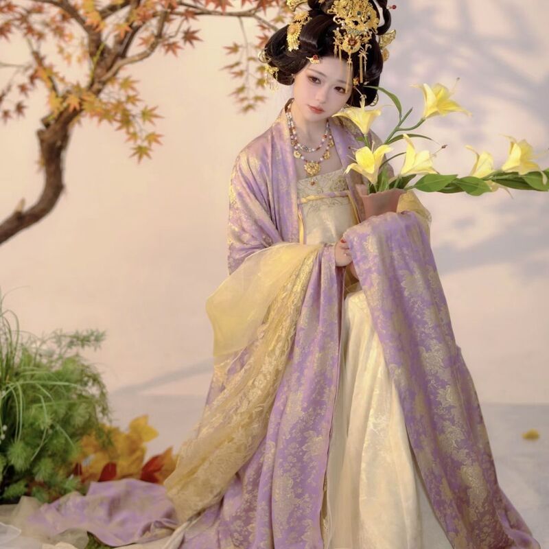 New Model Shanhaiji【Floating Light Golden Glitter】Floating Light Brocade Jacquard Tang Dynasty High-Waisted Skirt, Luxurious and Grand Spring Hanfu New Model Shanhaiji【Floating Light Golden Glitter】Floating Light Brocade Jacquard Tang Dynasty High-Waisted Skirt, Luxurious and Grand Spring Hanfu