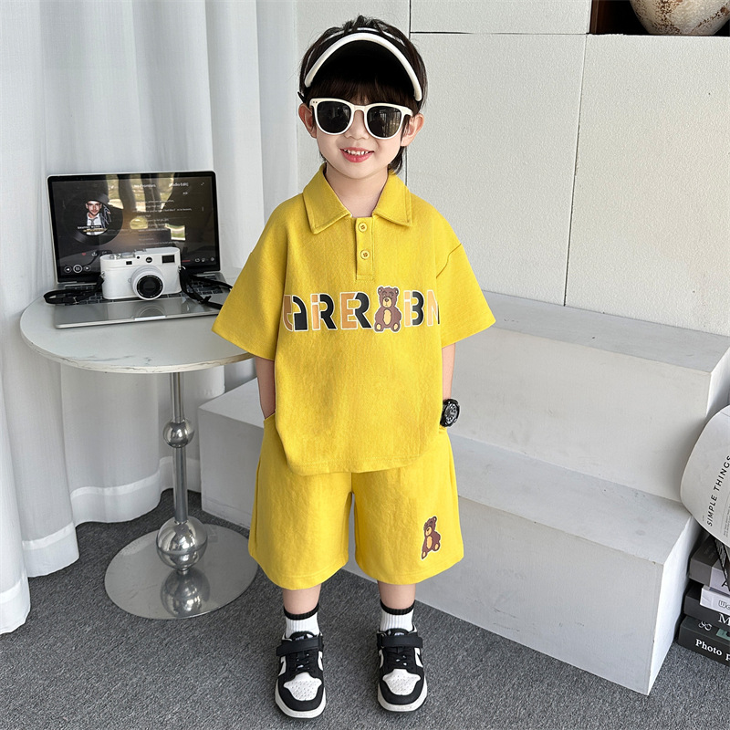 7346 Traje de verano para niños casual de manga corta con cuello POLO 2025 Pantalones cortos de calle fritos para niños Traje de dos piezas para bebés