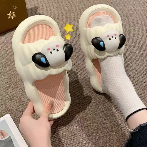 Cute cartoon slippers for women to wear outside summer indoor home non-slip household thick-soled slippers for women to step on shit