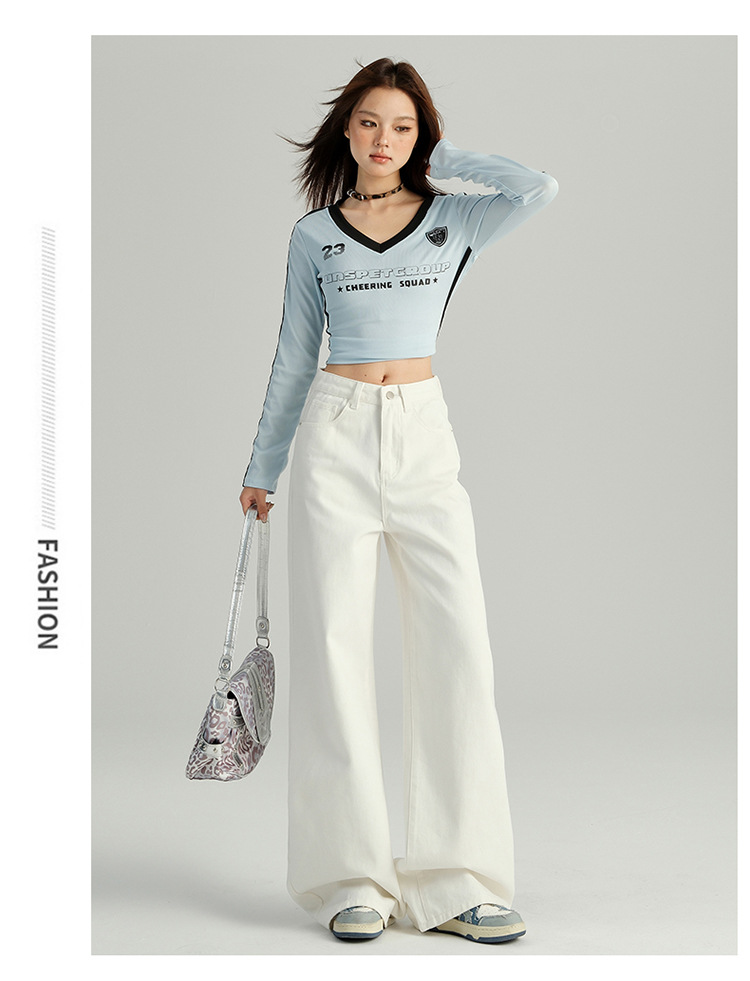Jeans femme taille haute et jambes larges coupe droite chic_voghion.com