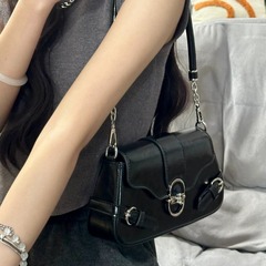 小眾包包女2024新款腋下包美拉德復古單肩包高級感時尚通勤斜挎包