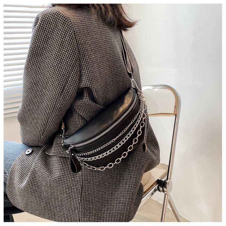 Fashion Messenger Bag Shoulder Chain Bag display picture 10