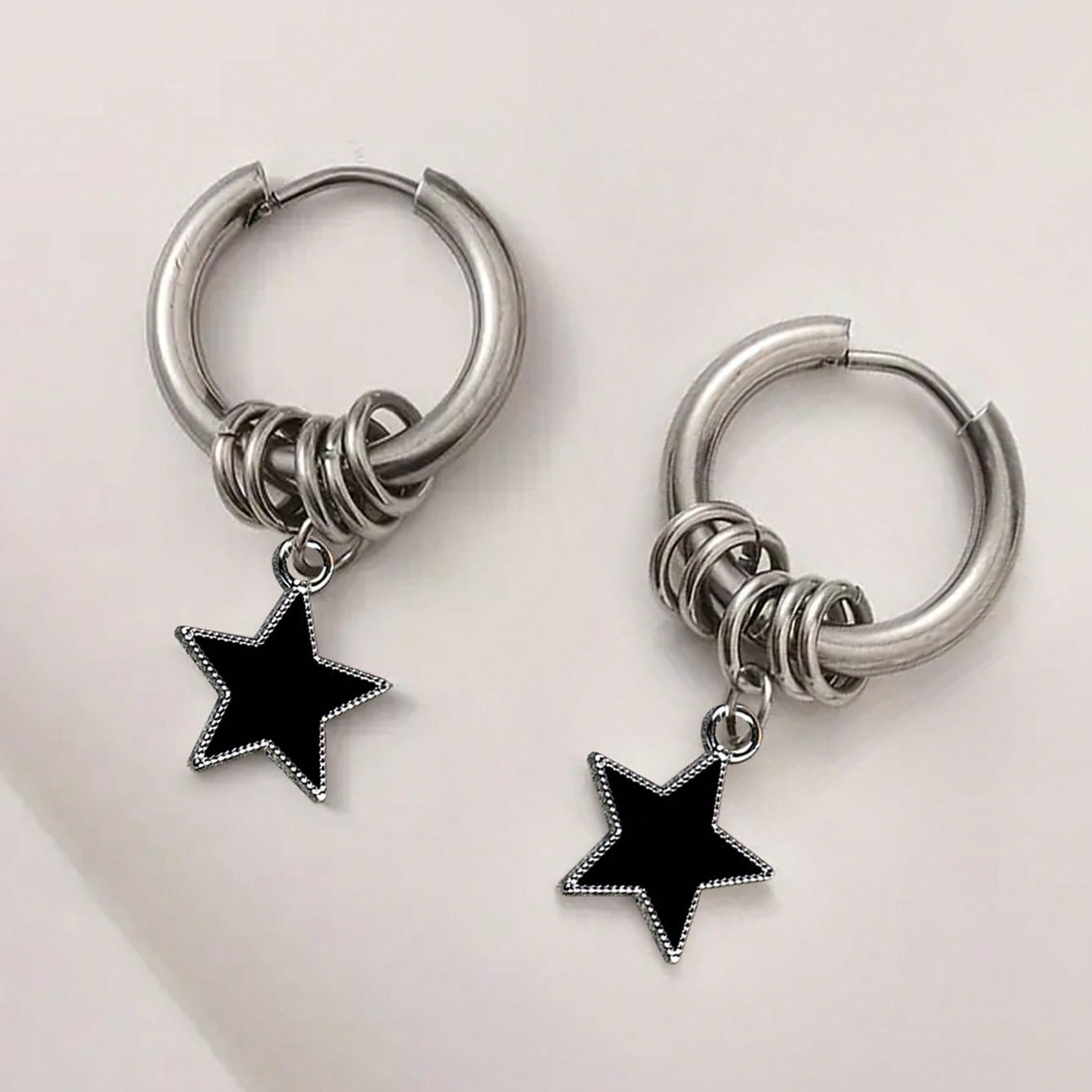 European and American Hot-Selling Personalized Fashion Alloy Earrings, Five-Pointed Star Earrings, Hip-Hop Punk Earrings, 2026 Versatile Earrings