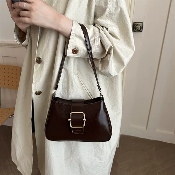 Women's bag 2026 new trendy high-quality niche light luxury underarm baguette bag, autumn and winter versatile popular crossbody bag