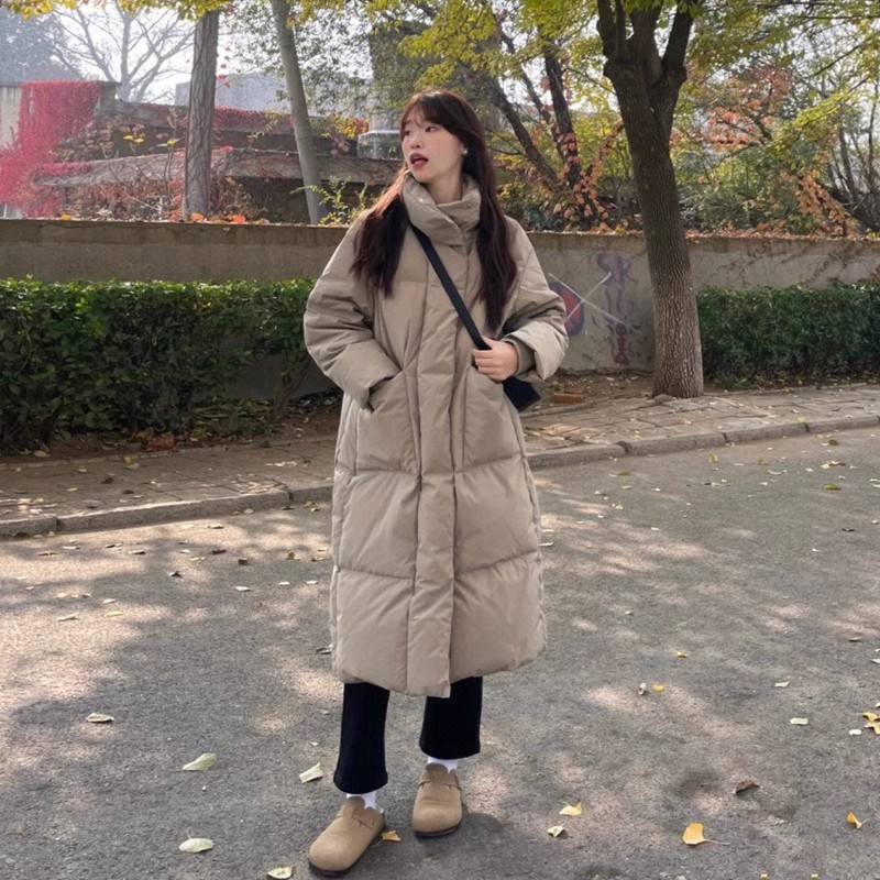 카키색