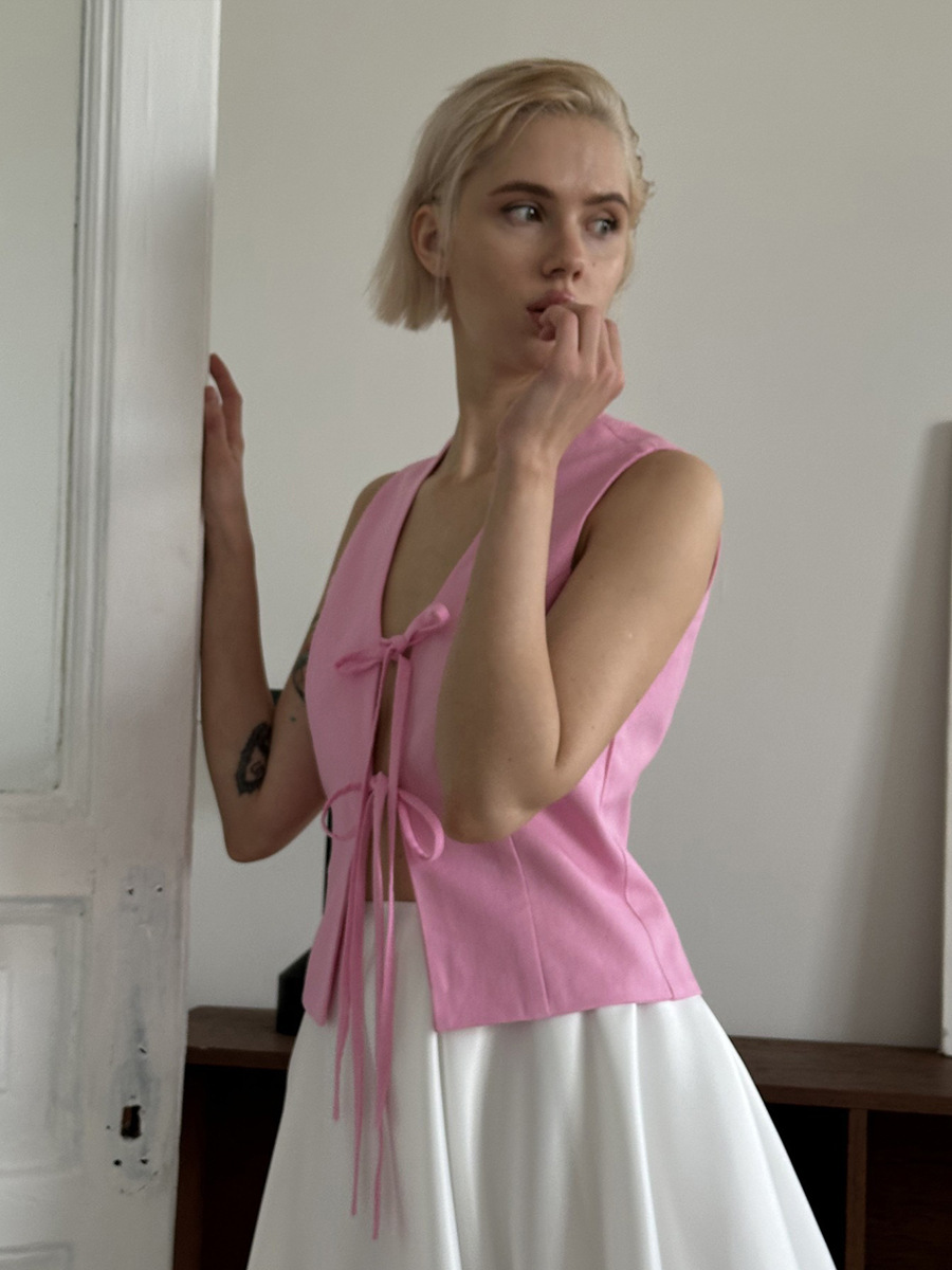 Cross-border rosa correa chaleco de mujer Europa y América 2026 primavera y verano nuevo estilo francés V-collar sin mangas chaleco delgado