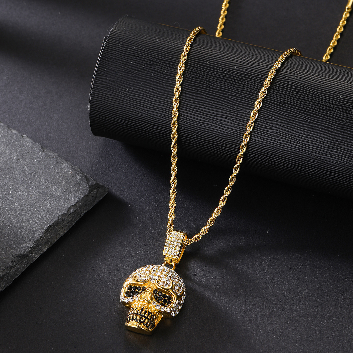 Halloween Skull Necklace with Unique Design Alloy Diamond Pendant Personalized Party Hip Hop Cuba Yiwu Accessories_voghion.com