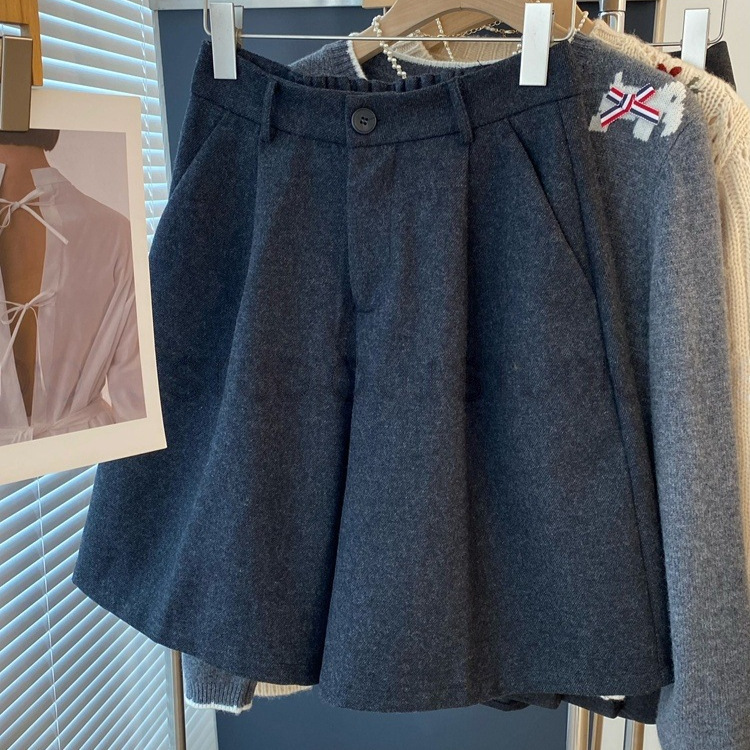 It’S Hard to Find Pants Like This! Korean Dongdaemun Elegant High-Waist Slimming Look Five-Point Pants Wool Shorts Boot Pants for Women It’S Hard to Find Pants Like This! Korean Dongdaemun Elegant High-Waist Slimming Look Five-Point Pants Wool Shorts Boot Pants for Women