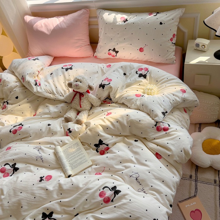 A clase de algodón ultra suave lavado con agua cuatro piezas de madres y bebés cubierta de cama desnuda dormitorio de estudiantes ropa de cama de tres piezas