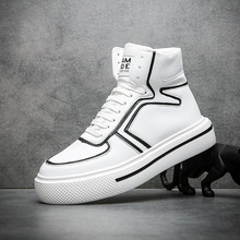 ��ʿ�ߎ����eЬ�ڰ�ƴɫ��Ь���Դ���W؛�r�b��Ь�����n�����e