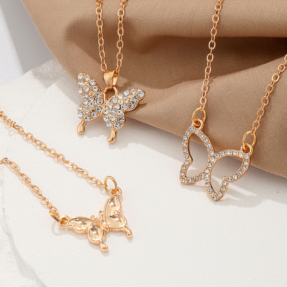 Fashion Geometric Alloy Rhinestones Necklace 3 Pieces