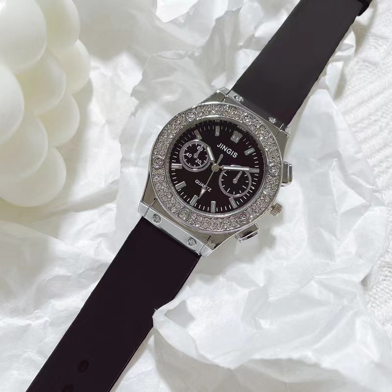 Fashion trendy all-match men's and women's same quartz watch Diamond-embedded silicone watch neutral watch_voghion.com