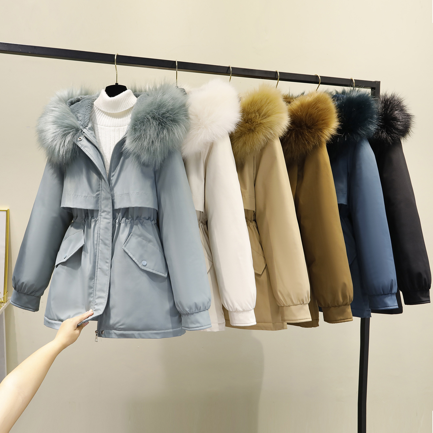 Women's Winter Coat Warm Thickened Cotton Jacket Medium Long Style_voghion.com
