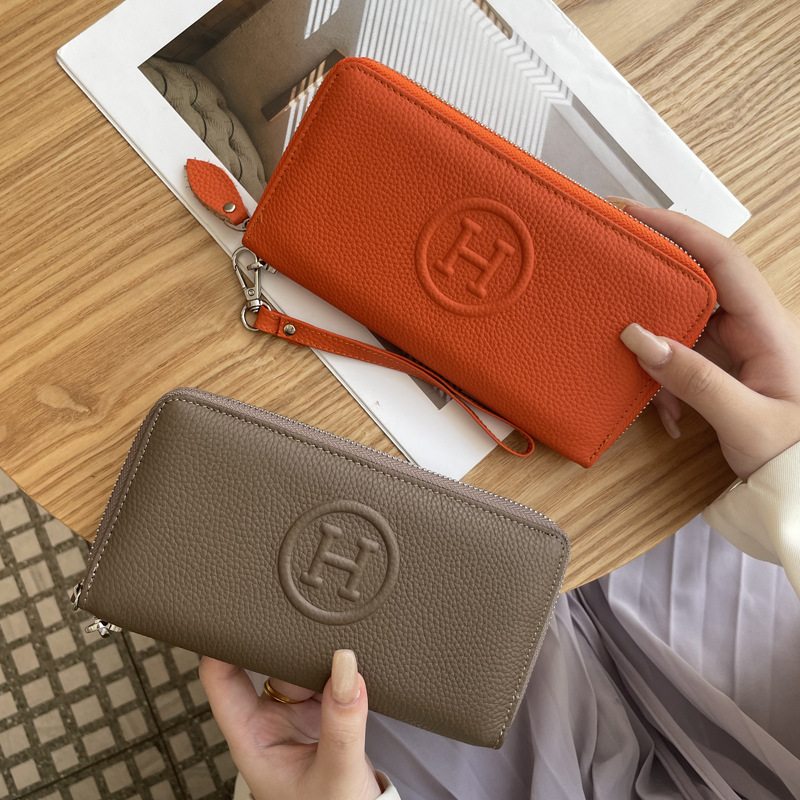 Women's Genuine Leather Wallet 2026 New Arrival Simple Versatile Fashion Long Clutch Purse Top Grain Cowhide High-End - Thumbnail 2
