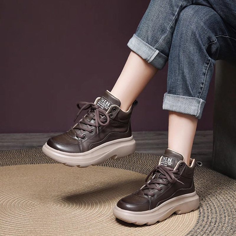 Autumn and Winter Shoes Women's Genuine Leather Thick-soled Lightweight Mother Shoes Vintage Lace-up Round Toe High-top Ankle Boots Single Flat Bread Shoes