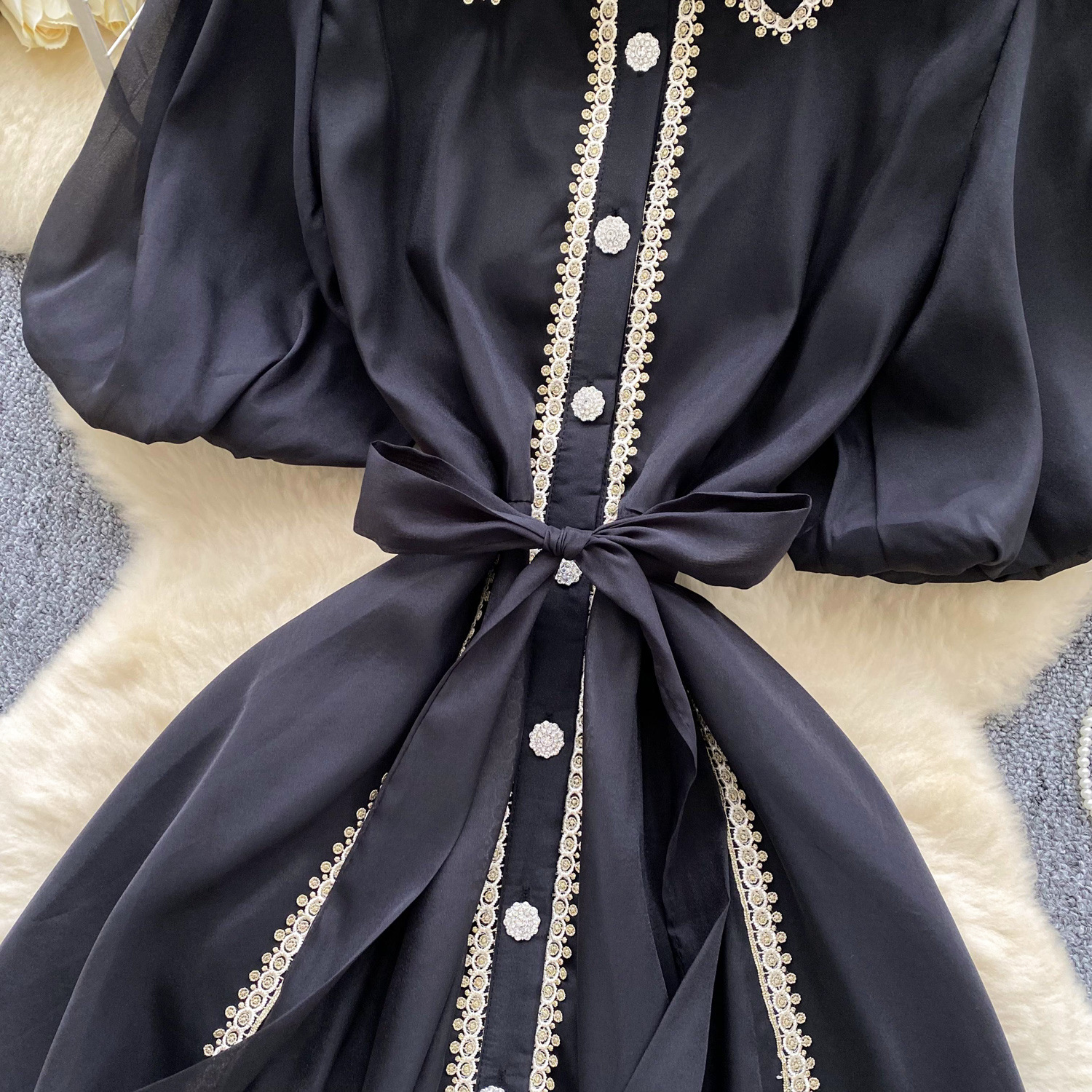Women's Clothing Niche Retro Palace Style Heavy Lace Splicing Tie Waist Lantern Sleeve Mesh Dress_ecoleips.com