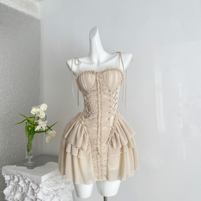 Your London Past: Lively Girl Heavy-Duty Printed Fishbone Waist Ruffle Dress
