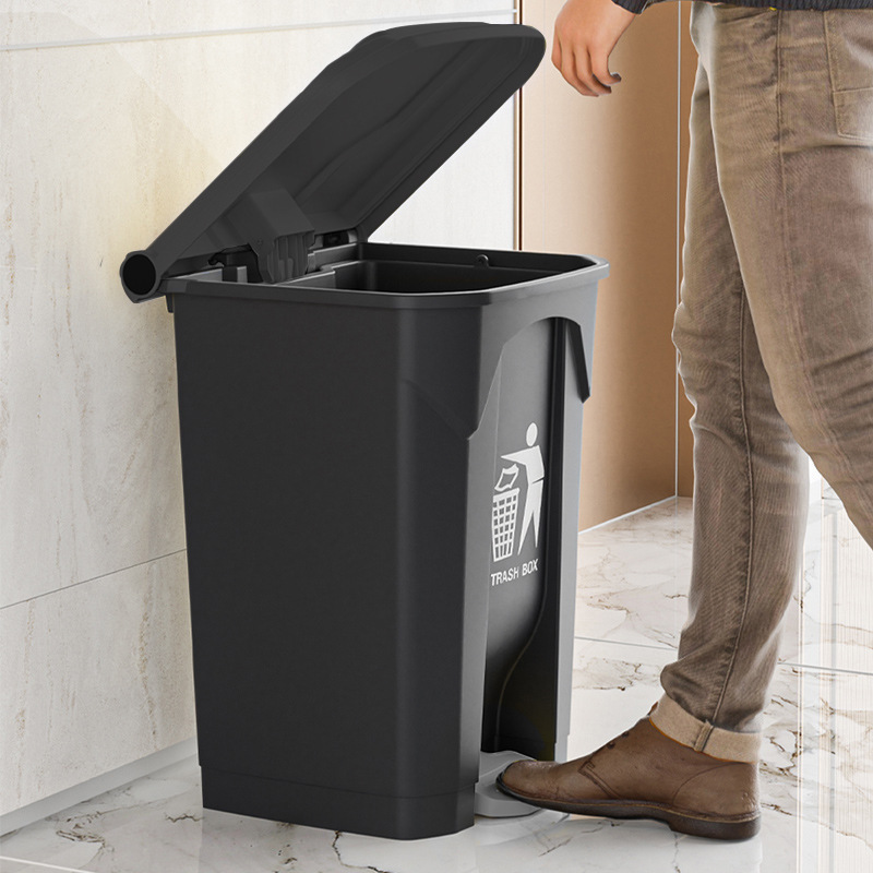 Gray foot-operated large trash can, commercial-grade, with a lid, foot-pedal flip-top design, large capacity, suitable for hygiene, kitchen, household, and catering use Gray foot-operated large trash can, commercial-grade, with a lid, foot-pedal flip-top design, large capacity, suitable for hygiene, kitchen, household, and catering use