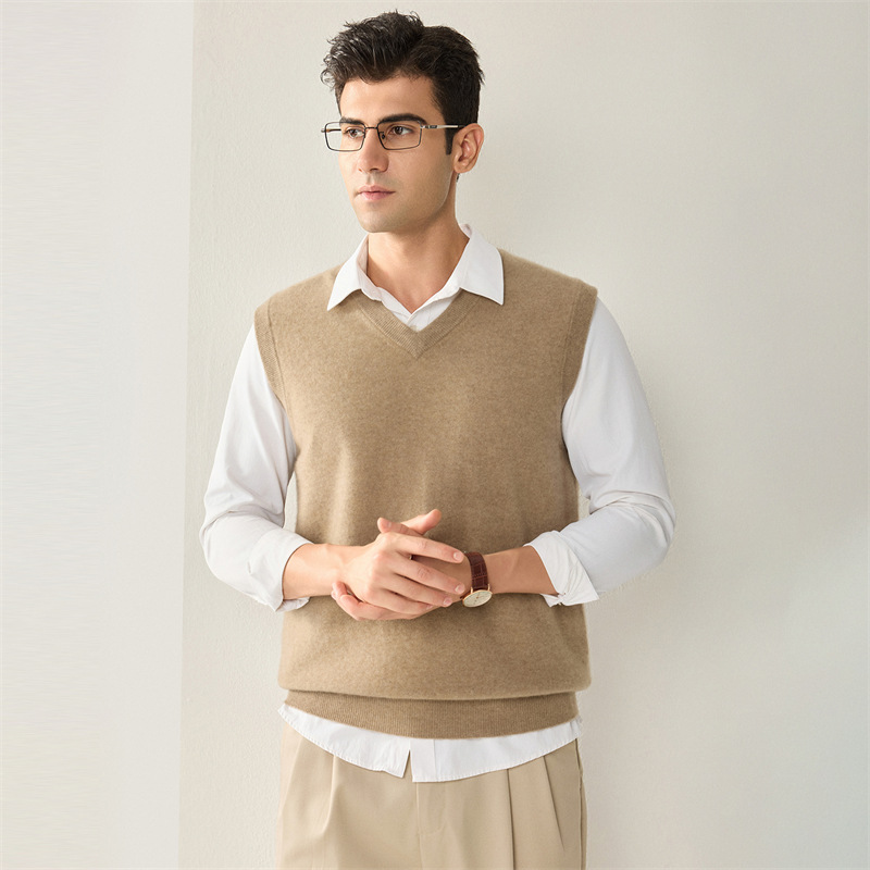 Men's cashmere vest, size A, 100% cashmere, V-neck knitted vest, solid color, versatile base layer.