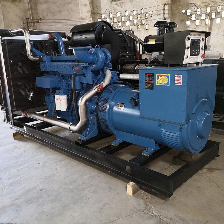 国三排放玉柴200kw柴油发电机组200千瓦YC6MK350-D30发电机轮胎式