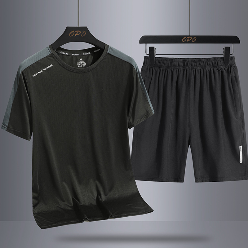Traje deportivo de verano para hombre de seda de hielo casual suelto de dos piezas nuevo transpirable de secado rápido al aire libre cuello redondo Camiseta pantalones cortos