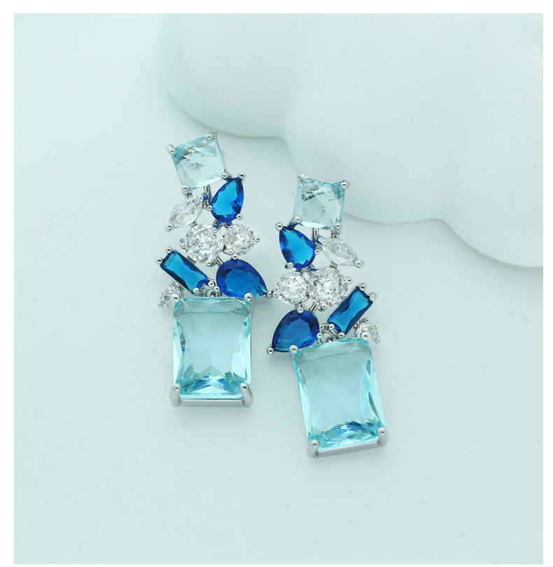 1 Pair Quantity Daily Occasion Copper Material Square, Flower Pattern 1 Pair Modern Style Square Flower Inlay Copper Zircon Drop Earrings