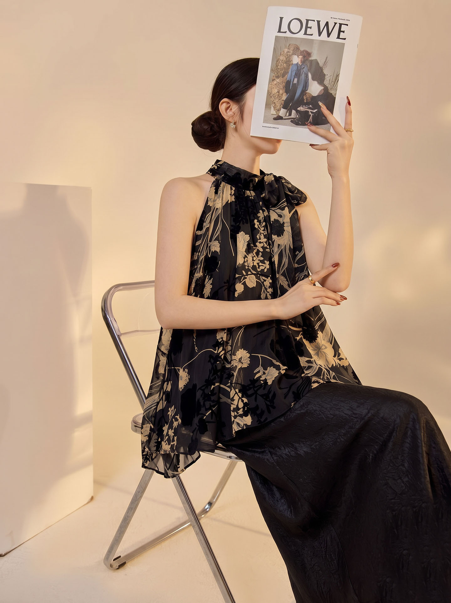 Áo vest nữ không tay họa tiết hoa nhung — Trang chủ, Vàng lụa