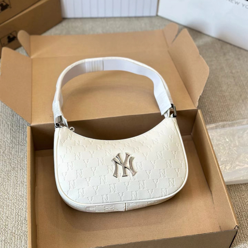 韓国 MLB 脇バッグ 2025 新しいハンドバッグ ny エンボス加工多用途ファッションカジュアルバッグクロスボディショルダーレディースバッグ|undefined