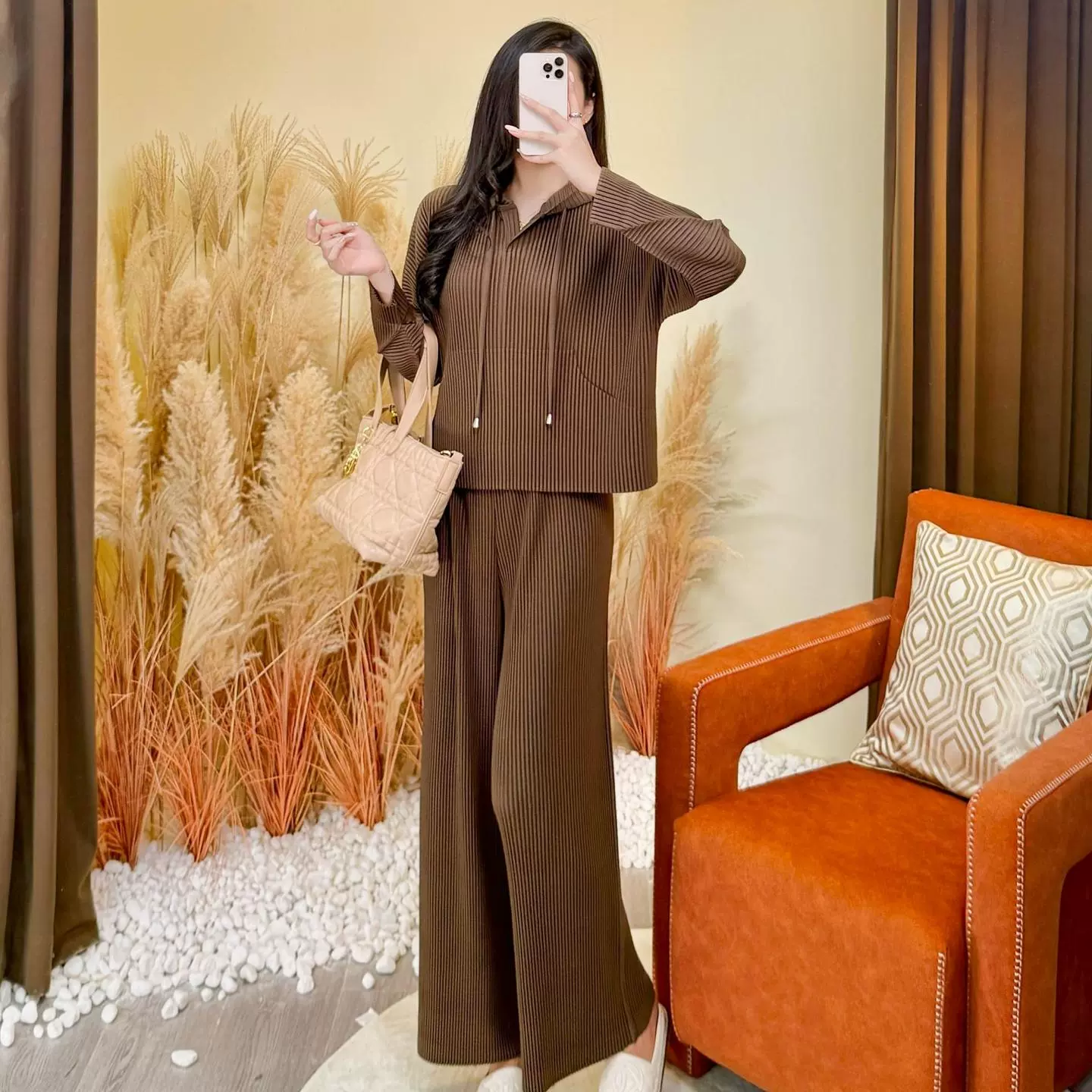 卫衣套装女高级感秋新款连帽宽松上衣直筒长裤时尚休闲三宅两件套