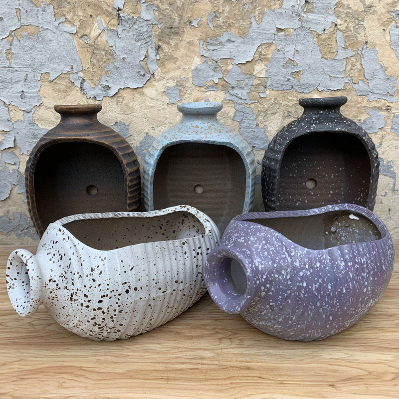 Water landscape pottery pot hydroponic handmade pottery clay pottery pot large circular shaped pouring bottle aerating