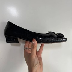 現品版 ~ 春夏の後、空のレトロな四角い口の太さとメアリージェーンの靴の女性のベルトのバックルのバッグのサンダル