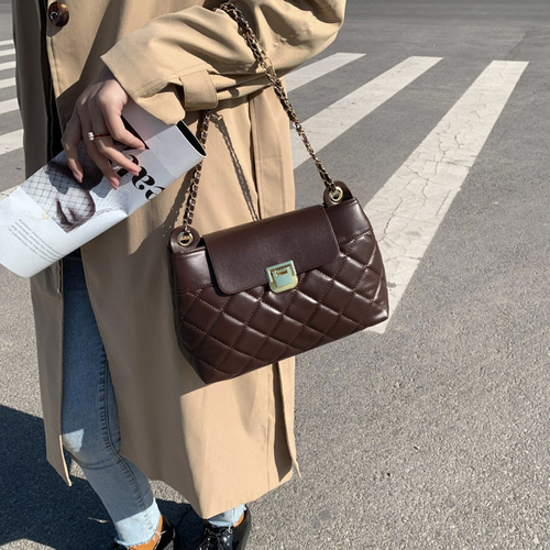 Diamond Grid Chain Women's Bag  Winter New Simple Fashion Crossbody Bag Little Chihuahua Style Lock Shoulder Bag