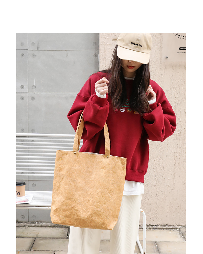 Women's Large Kraft Paper Solid Color Streetwear Open Shoulder Bag display picture 1